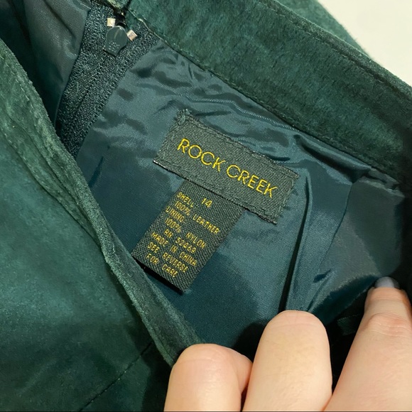 Vintage green suede skirt - Picture 3 of 4
